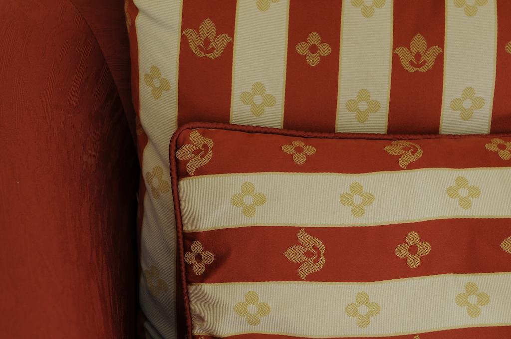 A Palazzo Busdraghi Residenza D'Epoca Bed and Breakfast Λούκα Εξωτερικό φωτογραφία